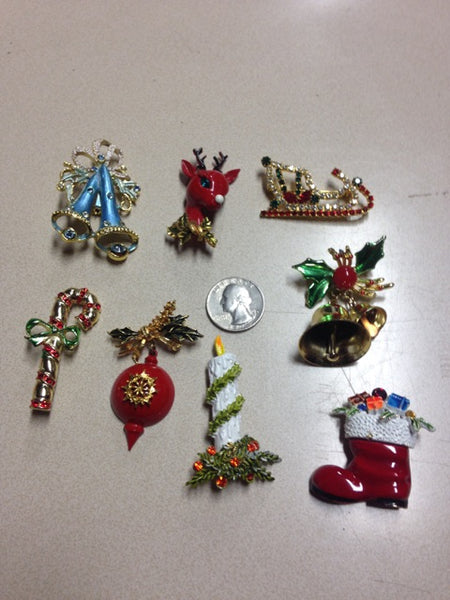 Lot of 20 Pieces of Costume Jewelry